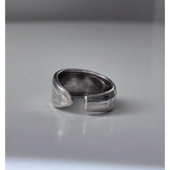 Handmade Size 8.5 Silver Plated Antique Spoon Ring: Oneida Debutante Pattern - Picture 6 of 7